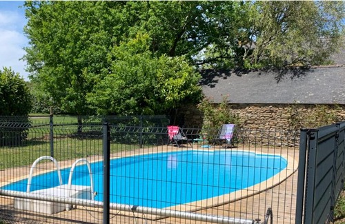 Ferel Apartment | FEREL Longère near beaches, 12 people, heated pool