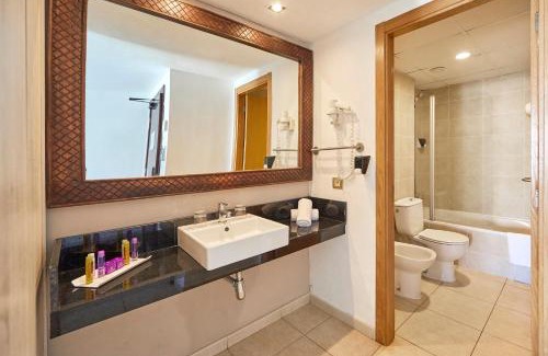 Sant Jordi de Ses Salines Hotel | FERGUS Style Bahamas
