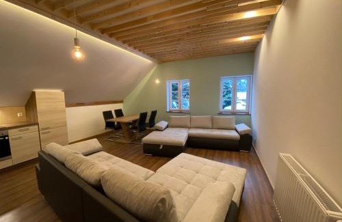Treffen Apartment | Ferien- und Pferdegut Schloss Treffen