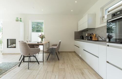 Krakow am See House | Feriendomizil im Luftkurort - Ferienhaus-Sauna-See -Entertainmentpaket