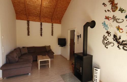 Ilmenau House | Ferienhäuser & Bungalows - Naturcamp Meyersgrund im Thüringer Wald