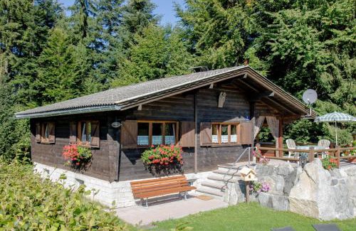 Woergl Apartment | Ferienhütte Puutz