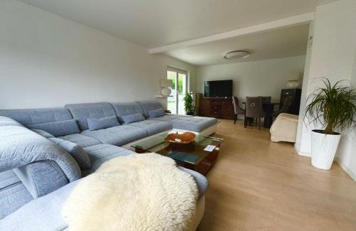 Ratekau House | Ferienhaus Achterhus für Familien & Homeoffice