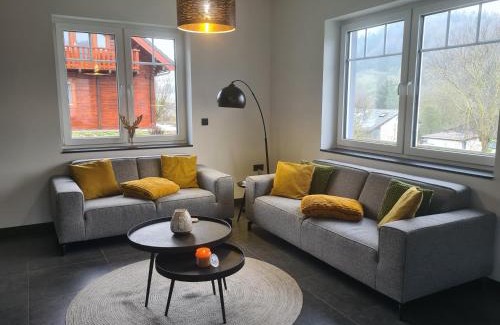 Hohenfels-Essingen Villa | Ferienhaus am Berg