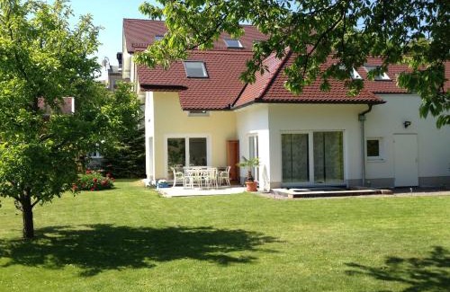 Ost House | Ferienhaus Am Park Leipzig