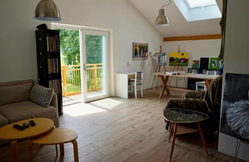 Ainring House | Ferienhaus Am Weitfeld - Ruheoase mit Garten & Bergblick nahe Salzburg