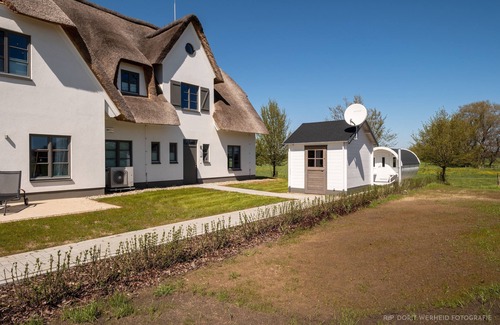 Stolpe auf Usedom Apartment | Ferienhaus Antonín Dvorak - Inseldomizil Stolpe - Urlaub Unter Reet auf Usedom