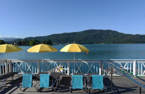 Poertschach am Woerthersee House | Ferienhaus Kleine Gartenvilla