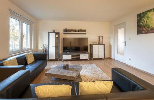 Muritz House | Ferienhaus Casa Castagno mit Garten, Balkon und Sauna- heißt Sie herzlich willkommen!