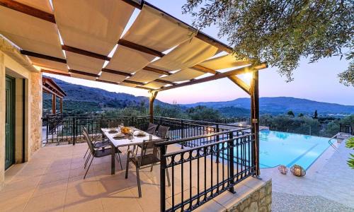 Mathes House | Ferienhaus Für 12 Personen In Chania, Kreta West Kreta