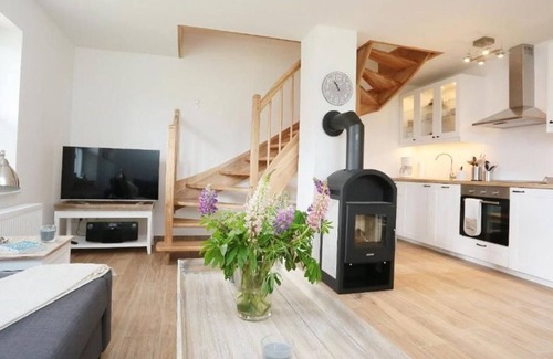 Altefaehr House | Ferienhaus Felderblick - Gut Gustowerhöfen in Altefähr auf Rügen