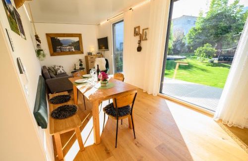 Toster House | Ferienhaus Haus im Garten