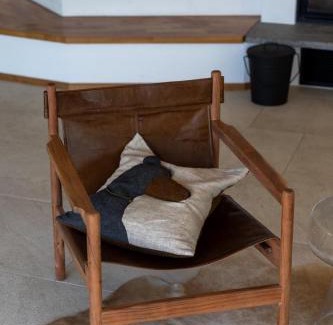 Lauda House | Ferienhaus hoch über dem Taubertal mit fantastischem Weitblick, Dachterrasse, 2000m2 großem Grundstück und Kamin