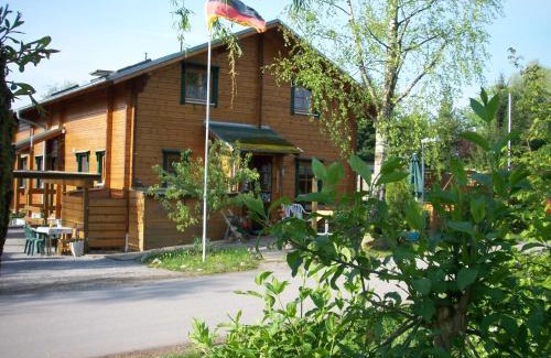 Buehlerzell House | Ferienhaus-Hotel "Zur Grünen Oase"