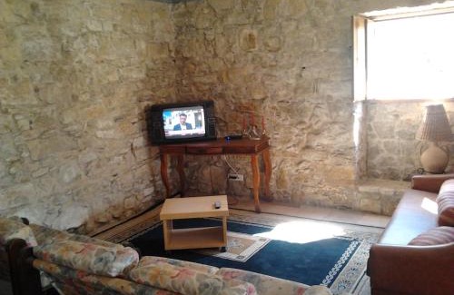 Coz House | Ferienhaus In Montes Mit Garten, Grill Und Terrasse