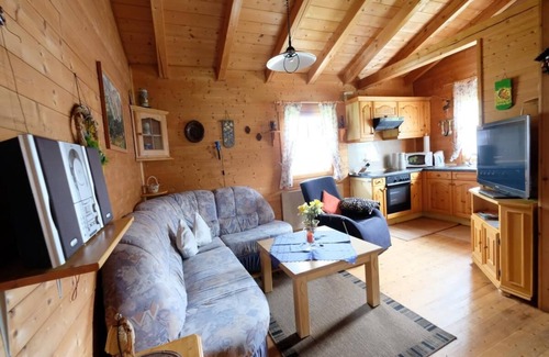 Viechtach House | Ferienhaus Jägerpark Viechtach 8, indoor pool, Wi-Fi and energy costs included