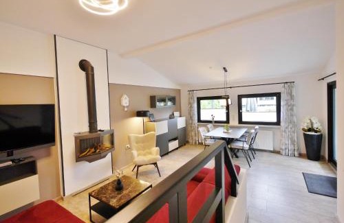 Usseln House | Ferienhaus 'Kahle Pön' mit Wintergarten & MeineCardPlus