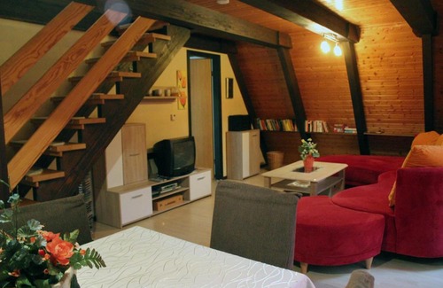 Machtlos House | Ferienhaus Kirschblüte