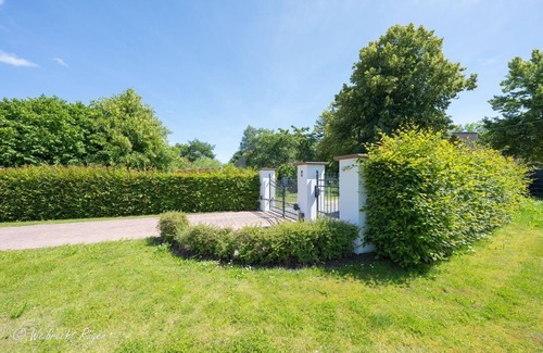 Puddemin House | Ferienhaus Lindenfels - Ferienhaus Lindenfels im Süden der Insel Rügen