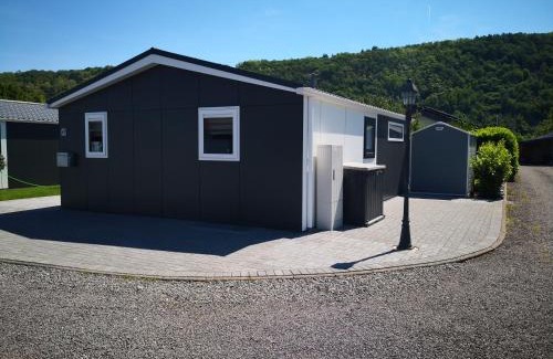 Koblenz Ski Chalet | Ferienhaus MaLeFi 1 am Gülser Moselbogen