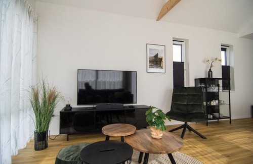 Anjum House | Ferienhaus mit Zugang zum Wasser