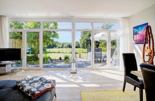 Ostrohe House | Ferienhaus Ostroher Moor