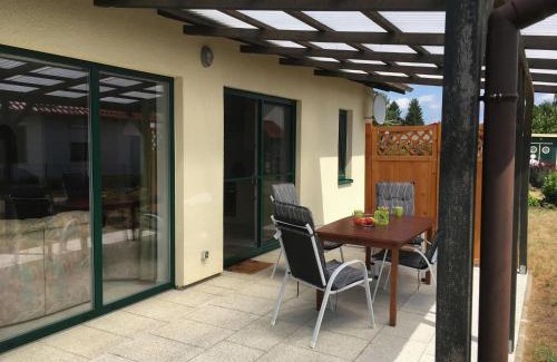 Fleeth House | Ferienhaus Pirol am Vilzsee in Mirow