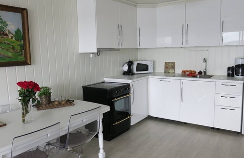 Strand House | Ferienhaus Südnorwegen: Motorboot Mietbar, Internet, Strom und Wasser Inklusive!