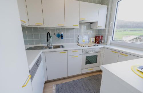 Hemfurth-Edersee Apartment | Ferienhaus Schöne Aussicht Ferienwohnung Gelb