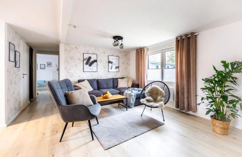Joachimsthal House | Ferienhaus Seeliebe 70 QM I 2 Schlafzimmer I 5 min zum See I überdachte Terrasse I nahe Werbellinsee