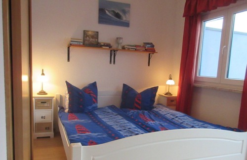 Kahnsdorf House | Ferienhaus Seepferdchen IM Hainer See with boat, private dock, water plot ****