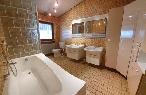 Neckarsulm Apartment | Ferienhaus Sommer mit Klimaanlage