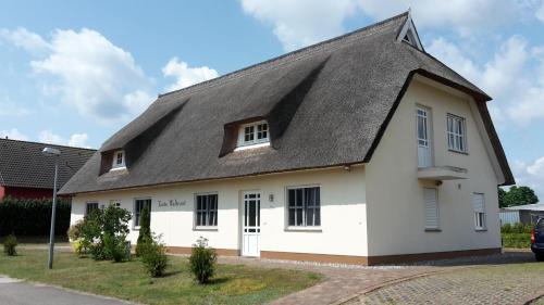 Garz House | Ferienhaus Tante Waltraut In Garz Auf Usedom