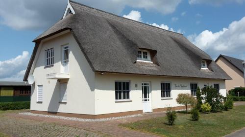Garz House | Ferienhaus Tante Waltraut In Garz Auf Usedom