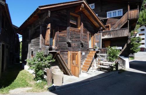 Ernen Ski Chalet | Ferienhaus Z‘ Gädi
