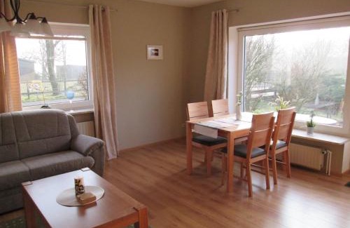 Wesselburener Deichhausen Apartment | Ferienwohnung Lüke