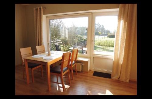 Wesselburener Deichhausen Apartment | Ferienwohnung Lüke