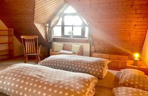 Kressbronn Apartment | Ferienwohnung Niedan - Gemütlich im 2 OG mit Balkon und Tiefgaragenstellplatz