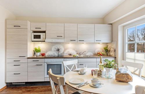 Wenkendorf Apartment | Ferienwohnung Gänseblümchen