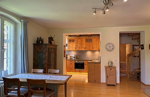 Aschau im Chiemgau Apartment | Ferienwohnung extra Schlafzimmer und West-Balkon, 77 qm°