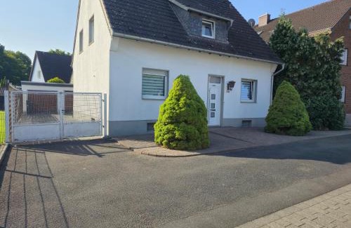 Weilerswist Apartment | Ferienwohnung 2 - Nähe Phantasialand, Köln, Bonn