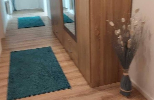 Furth Apartment | Ferienwohnung 3 Grau - Ferienwohnungen in Chemnitz