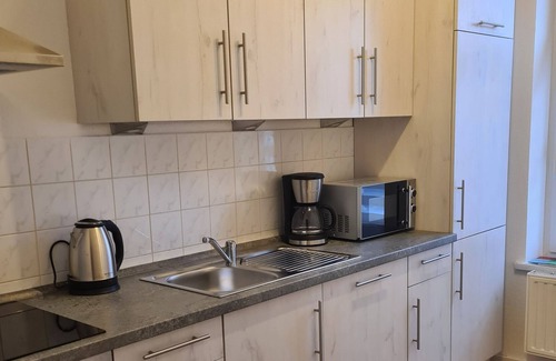 Furth Apartment | Ferienwohnung 3 Grau - Ferienwohnungen in Chemnitz