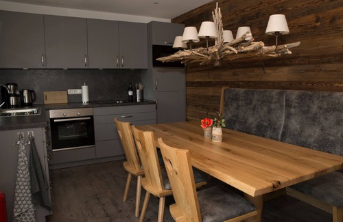 Inzell Apartment | Ferienwohnung 4 "Keitlalm" für 4 Personen, 2 Schlafzimmer, Balkon, 75 m²