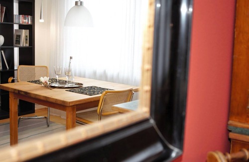 Neusatzeck Apartment | Ferienwohnung, 55qm mit 1 Wohn-/Schlafraum und Garten für max. 4 Personen