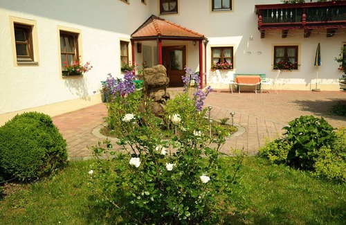 Bad Birnbach Apartment | Ferienwohnung 80qm | gemütliche FeWo mit 2 Schlafzimmern für 3-4 Pers.
