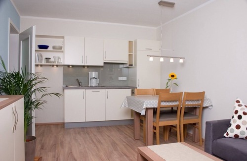 Aufham Apartment | Ferienwohnung 9 "Höglwörther See", Nichtraucher, 2 Schlafzimmer, Sat-TV, 4 Sterne, max. 6 Personen