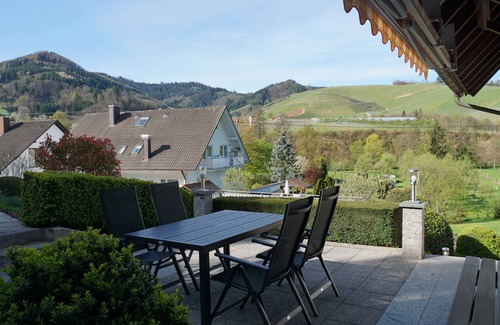 Durbach Apartment | Ferienwohnung, 95qm, 1 Schlafzimmer, max 4 Personen