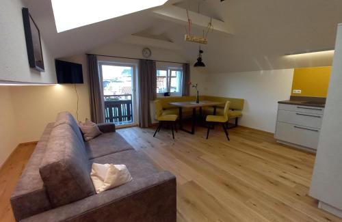 Reutte Apartment | Ferienwohnung Abendspitzblick