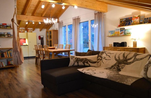 Surava Apartment | Ferienwohnung Albula im Herzen Graubündens